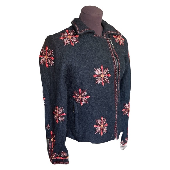 CoVelo Black Coat Red Embroidered Floral Felted Boiled Wool Jacket, size Small - Picture 12 of 14